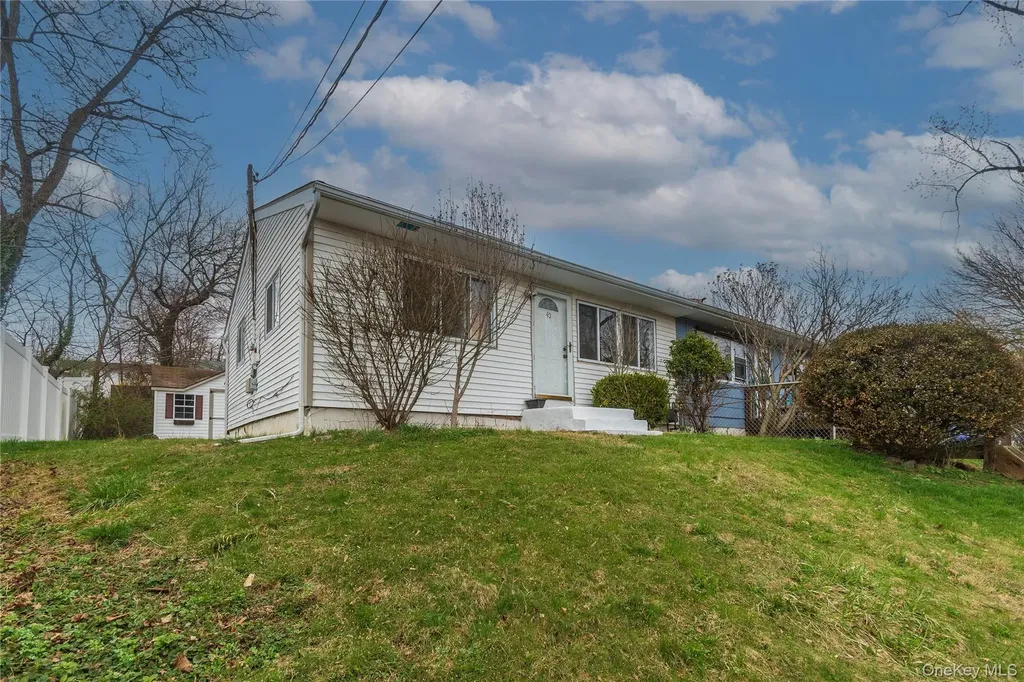 43 Lafayette Drive New Windsor NY 12553