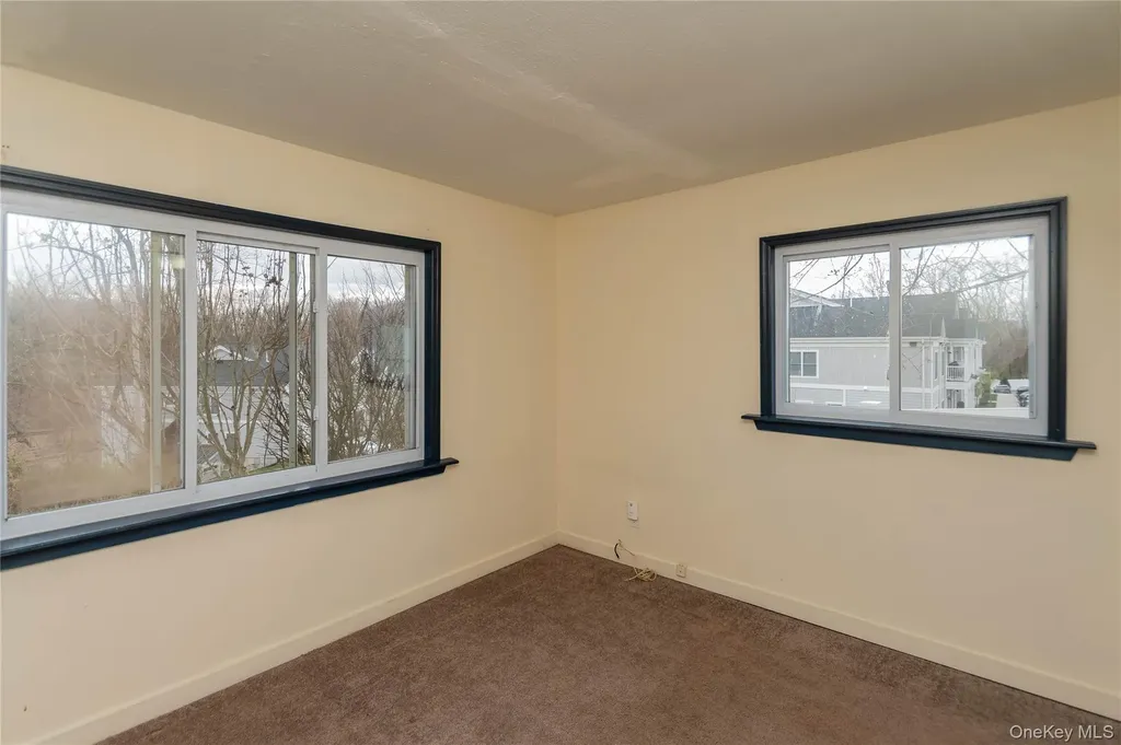 43 Lafayette Drive New Windsor NY 12553