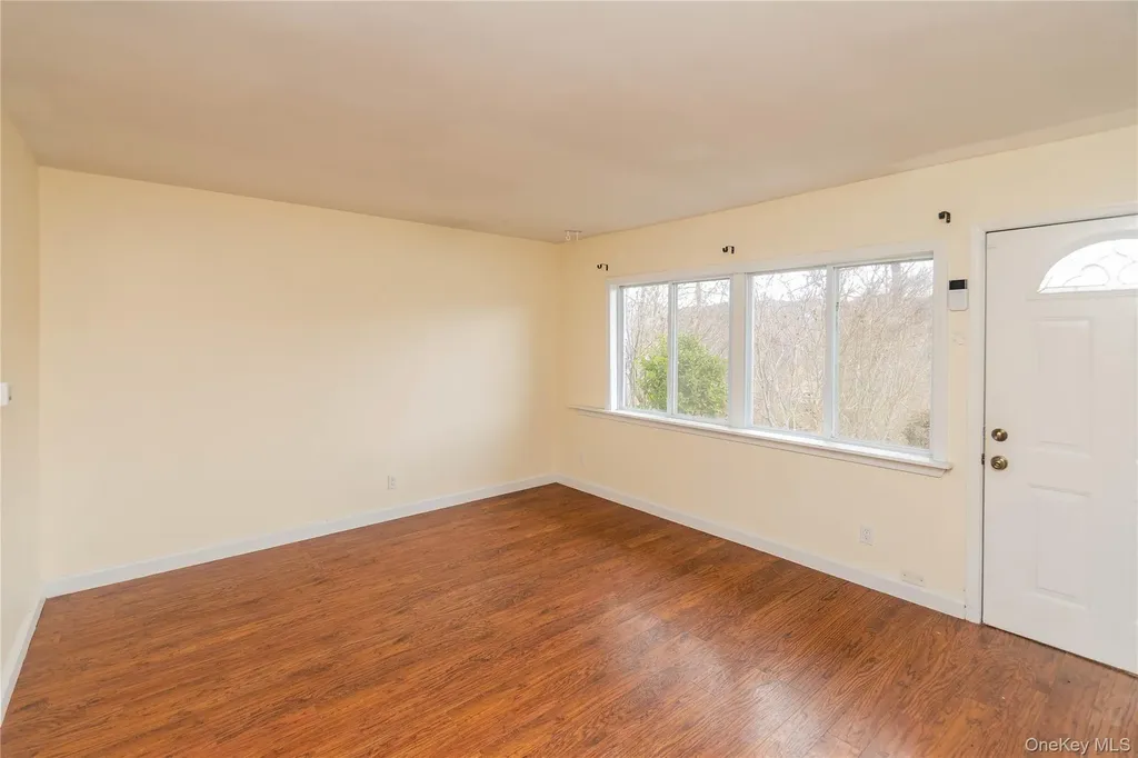 43 Lafayette Drive New Windsor NY 12553