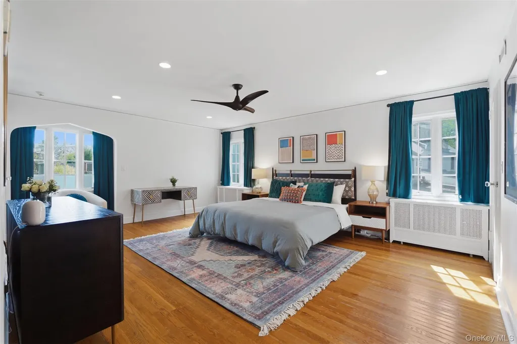 42 Mulberry Lane New Rochelle NY 10804