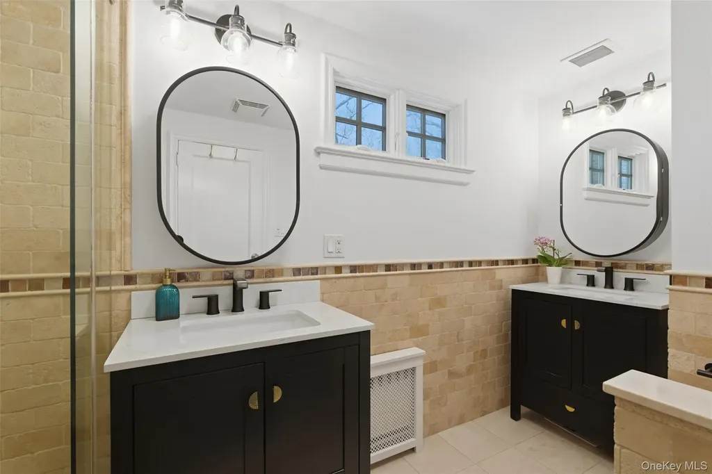 42 Mulberry Lane New Rochelle NY 10804