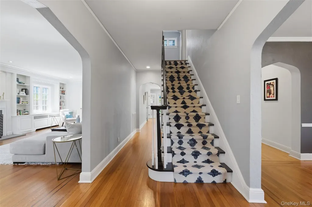 42 Mulberry Lane New Rochelle NY 10804