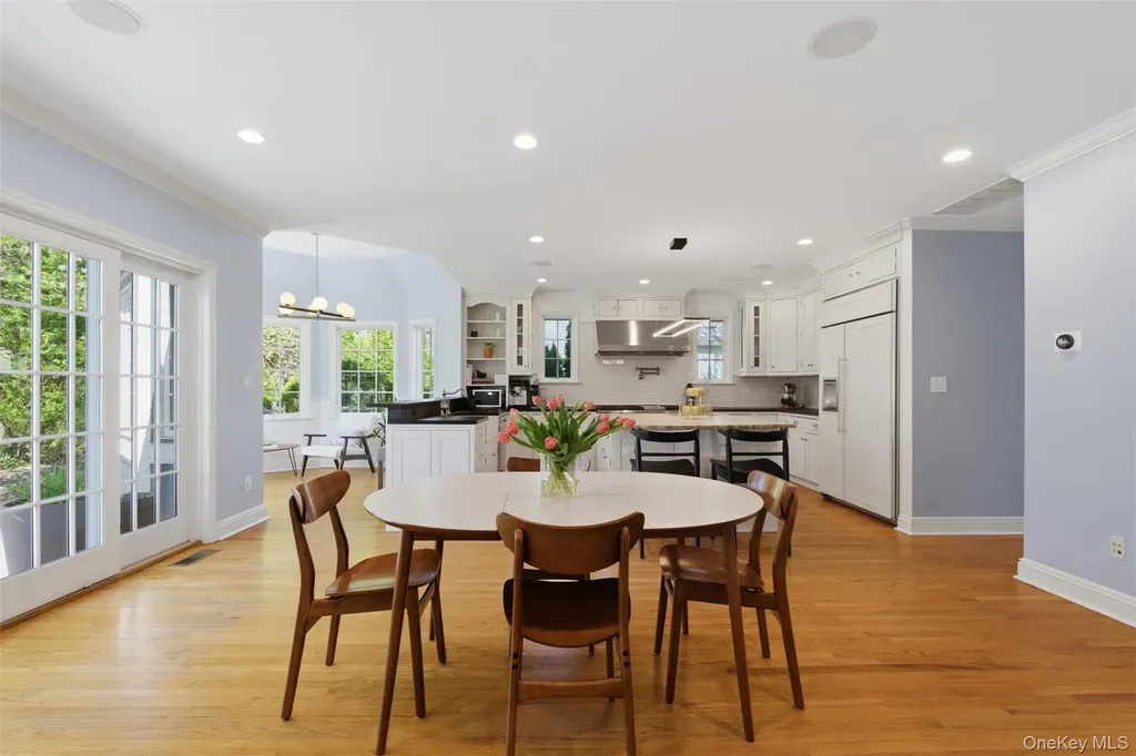 42 Mulberry Lane New Rochelle NY 10804