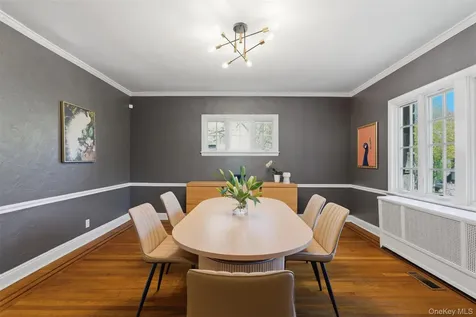 42 Mulberry Lane New Rochelle NY 10804