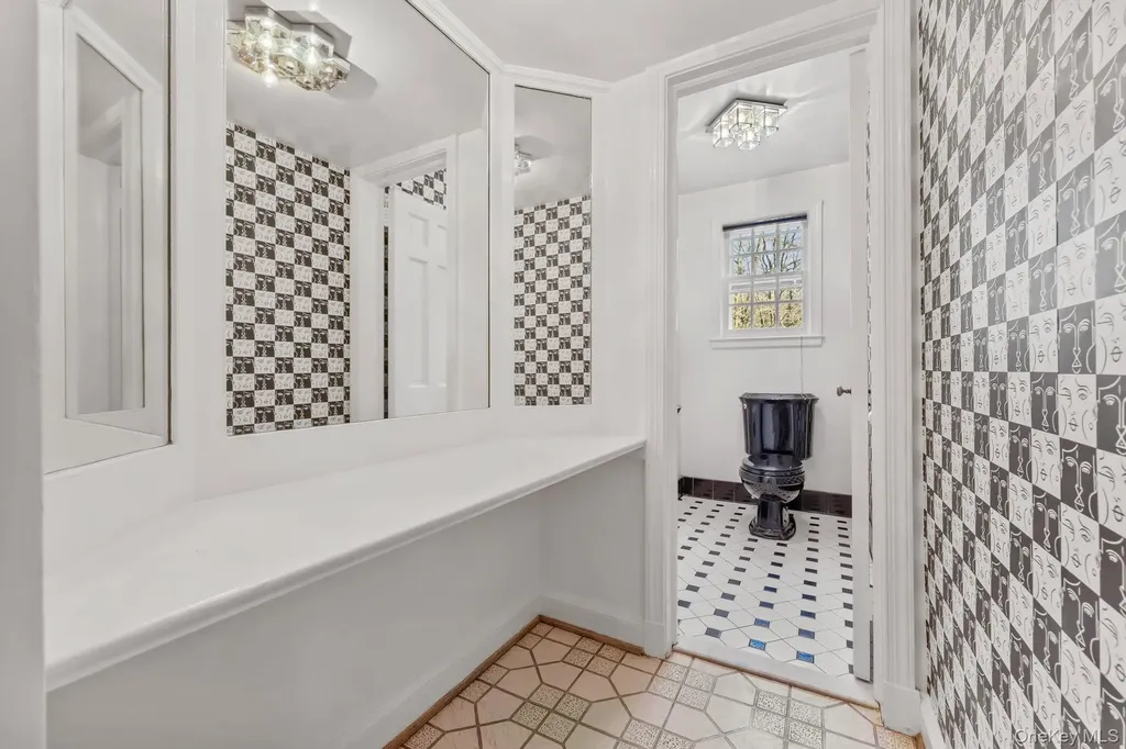 4 Tompkins Road Scarsdale NY 10583