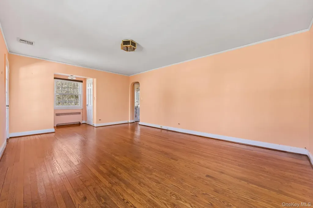 4 Tompkins Road Scarsdale NY 10583