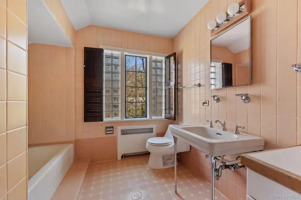 4 Tompkins Road Scarsdale NY 10583