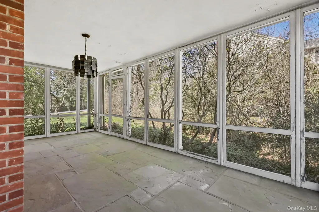 4 Tompkins Road Scarsdale NY 10583