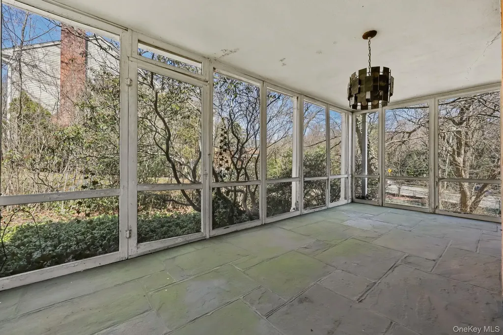4 Tompkins Road Scarsdale NY 10583