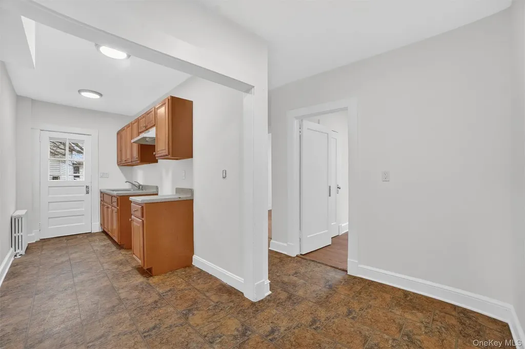 84-86 Tate Avenue Buchanan NY 10511