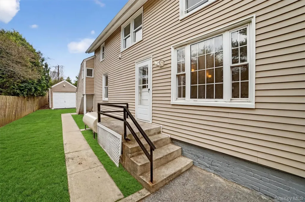 84-86 Tate Avenue Buchanan NY 10511