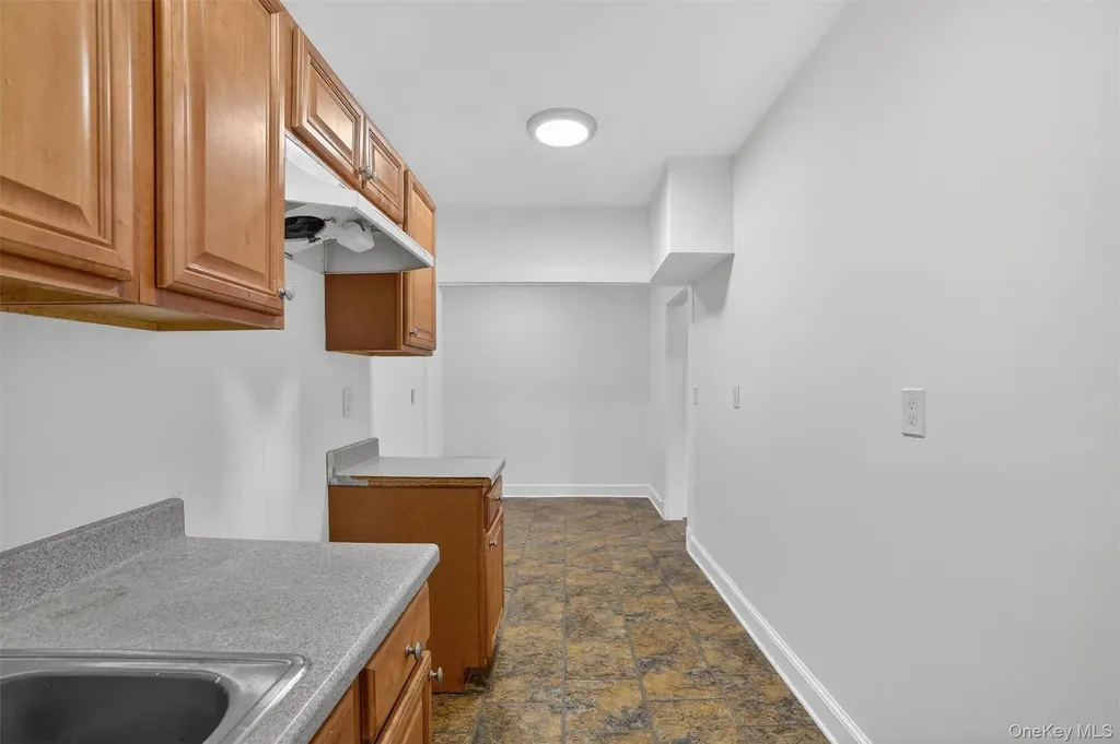 84-86 Tate Avenue Buchanan NY 10511