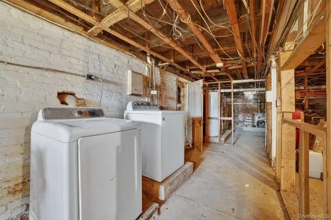 84-86 Tate Avenue Buchanan NY 10511
