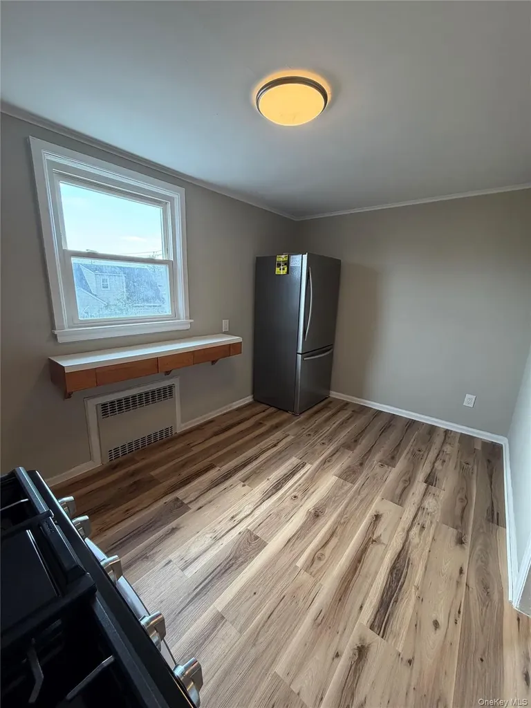 61 Hollywood Avenue Lynbrook NY 11563