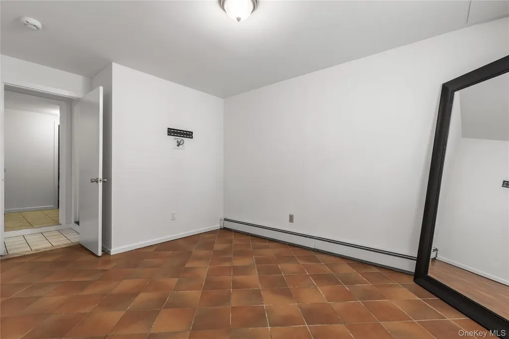 239 Davis Avenue White Plains NY 10605