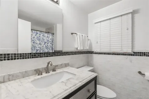 239 Davis Avenue White Plains NY 10605