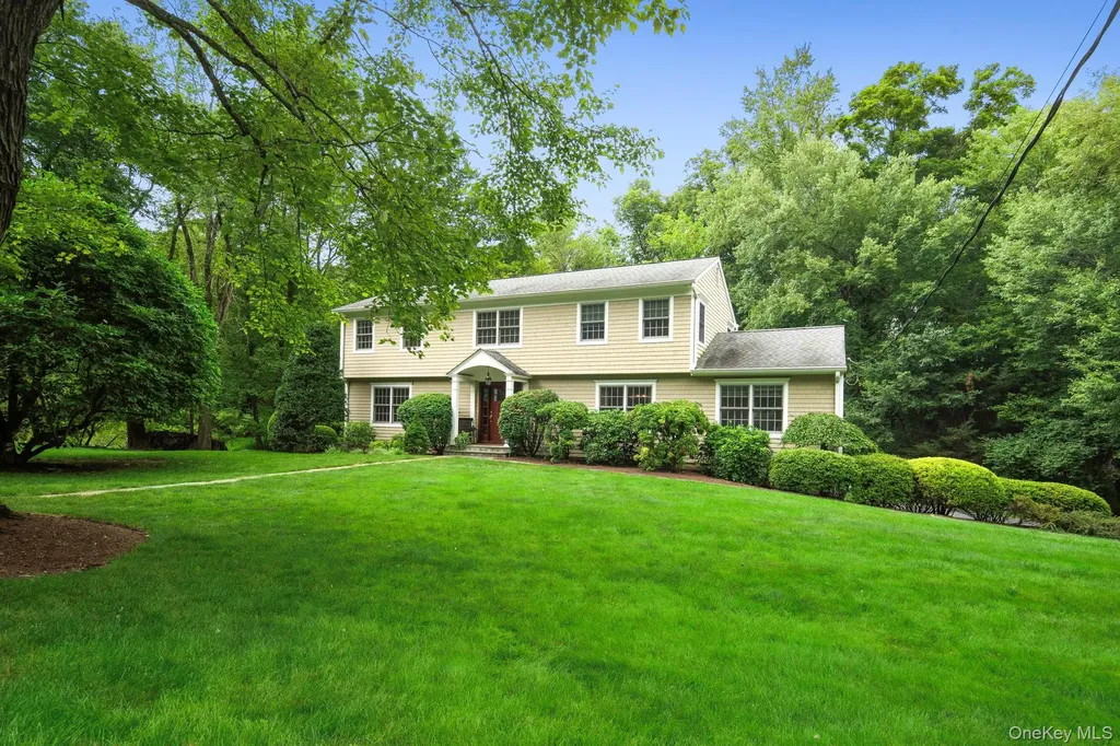 12 Suzanne Lane Chappaqua NY 10514