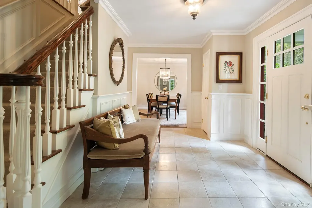 12 Suzanne Lane Chappaqua NY 10514