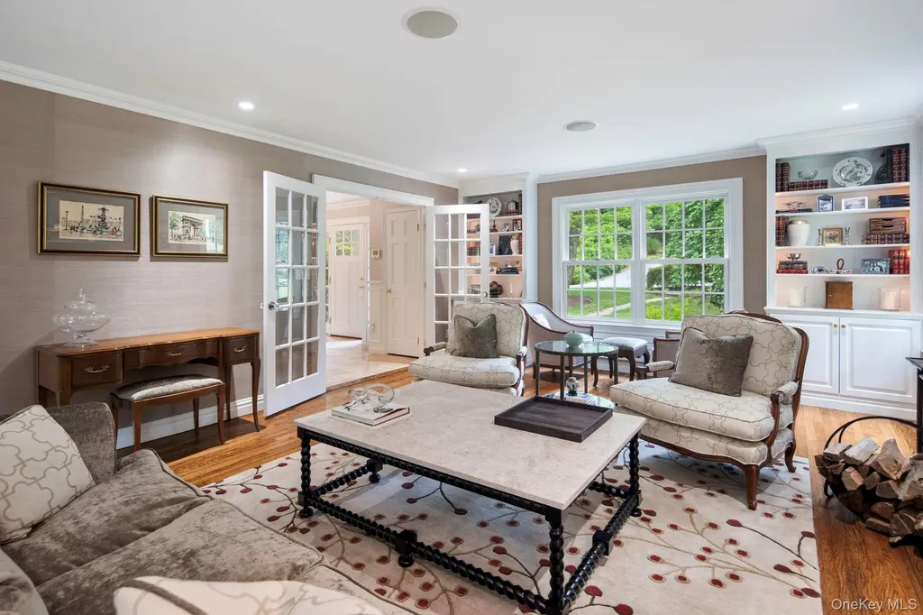 12 Suzanne Lane Chappaqua NY 10514
