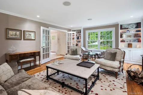 12 Suzanne Lane Chappaqua NY 10514