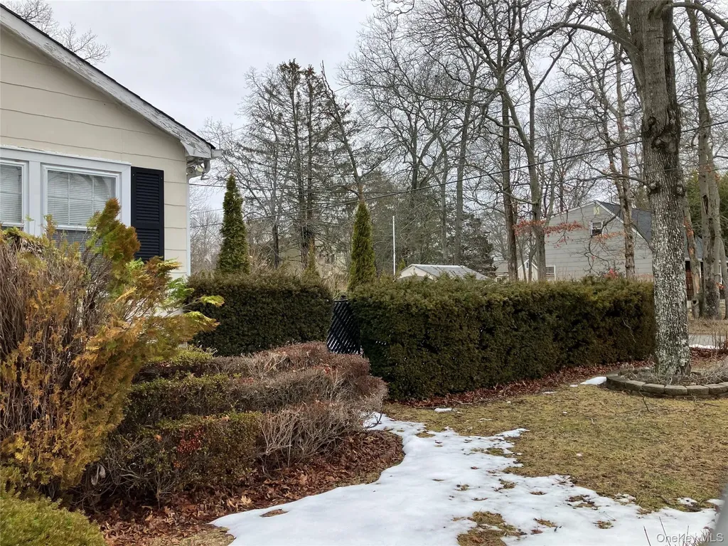 167 Cedar Road E Mastic Beach NY 11951