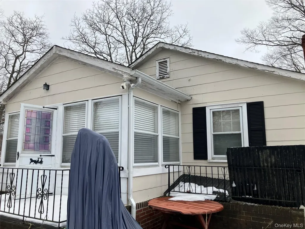 167 Cedar Road E Mastic Beach NY 11951