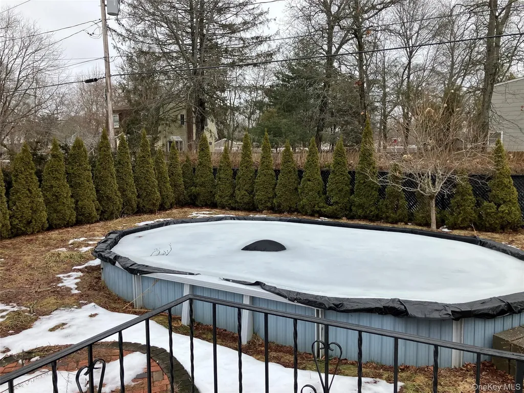 167 Cedar Road E Mastic Beach NY 11951