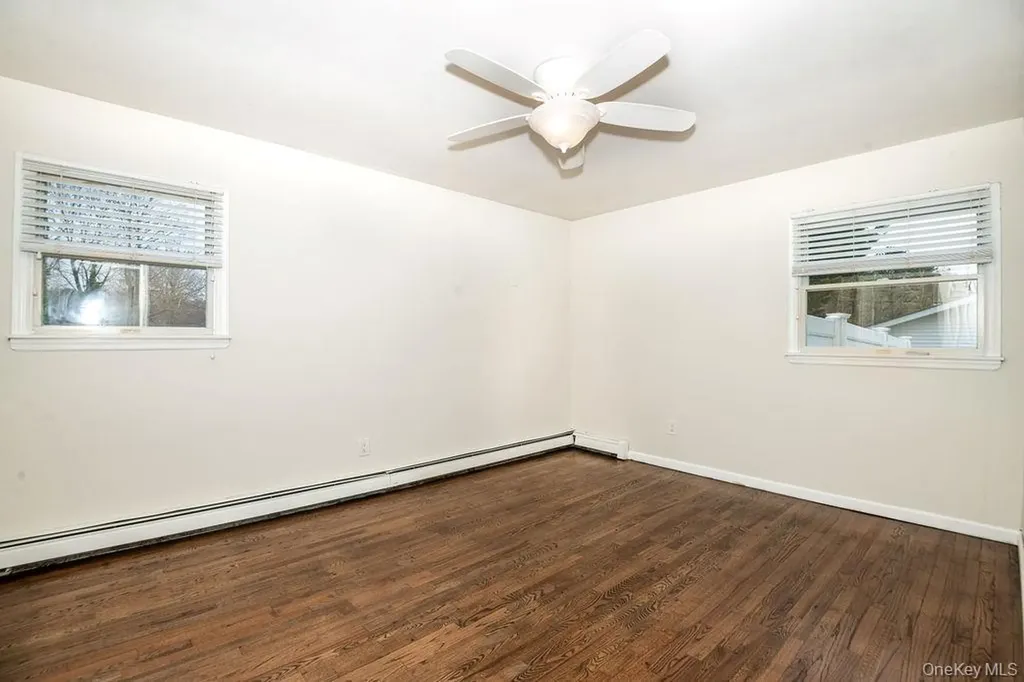 11 Akron Place Shoreham NY 11786