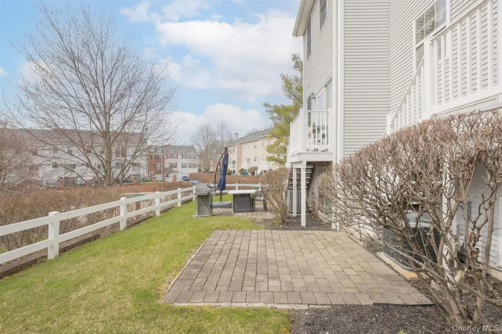 8 Cragmere Drive Nanuet NY 10954