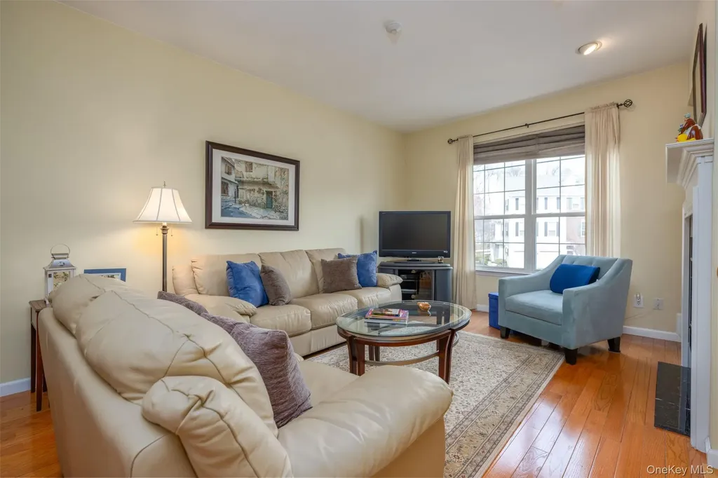 8 Cragmere Drive Nanuet NY 10954