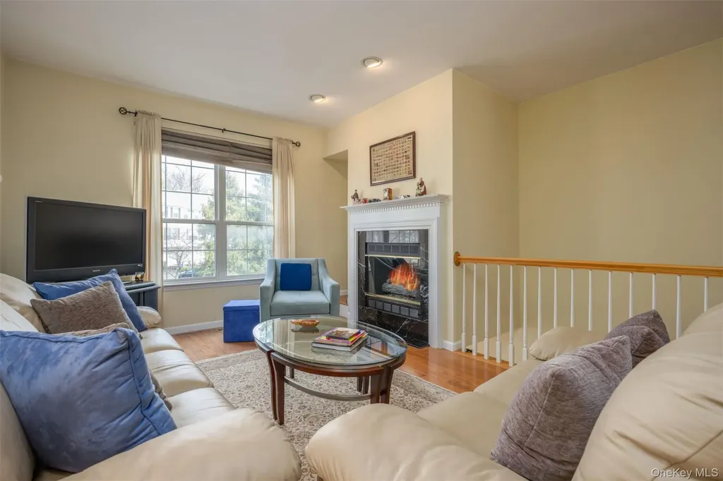 8 Cragmere Drive Nanuet NY 10954