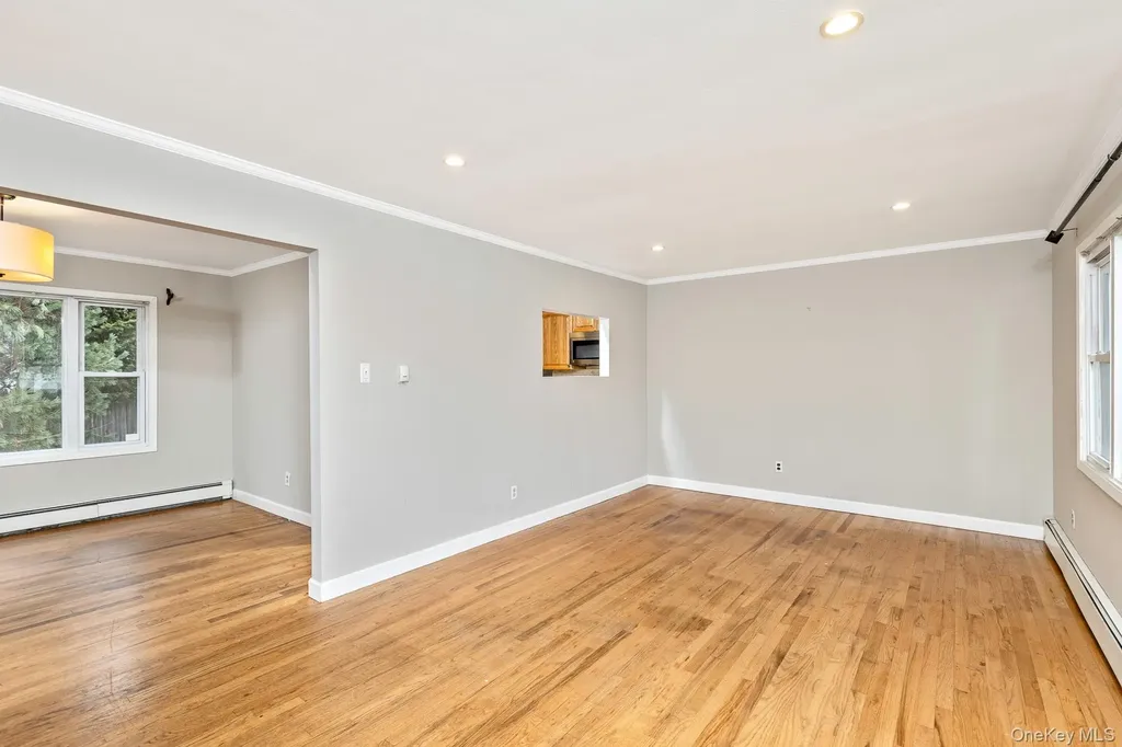 5 Richlee Street Blue Point NY 11715