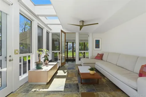 9 Bishop Place Larchmont NY 10538