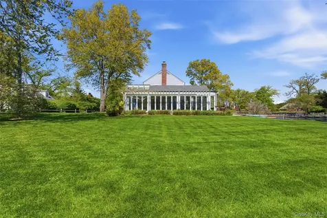 9 Bishop Place Larchmont NY 10538