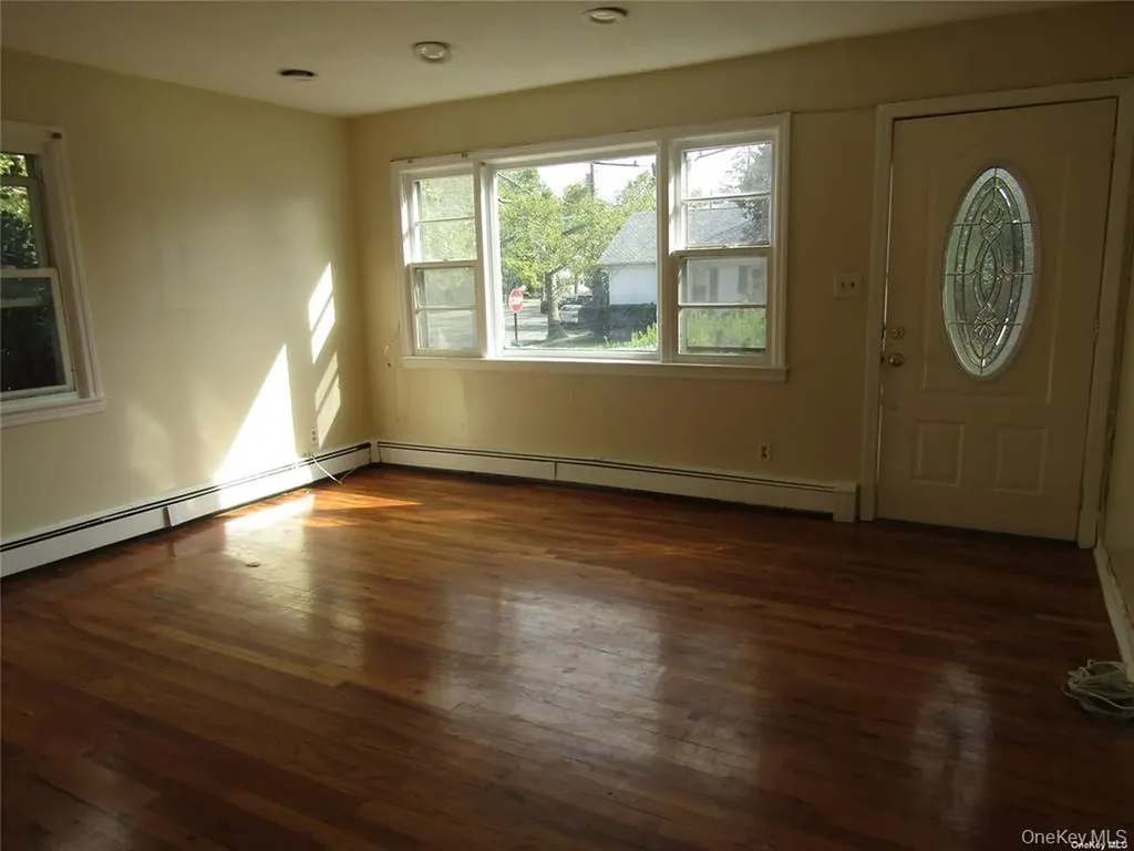 Lynbrook NY 11563
