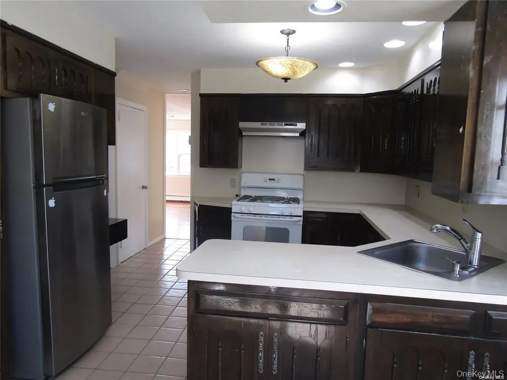 Lynbrook NY 11563