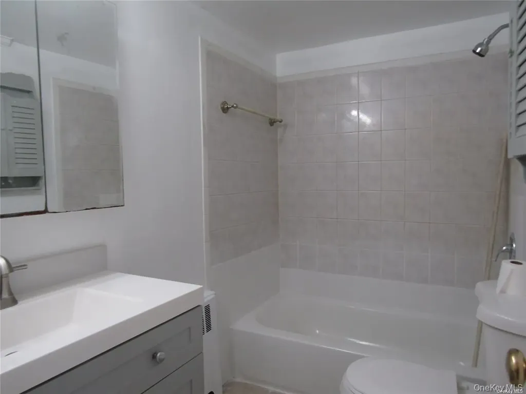 Lynbrook NY 11563