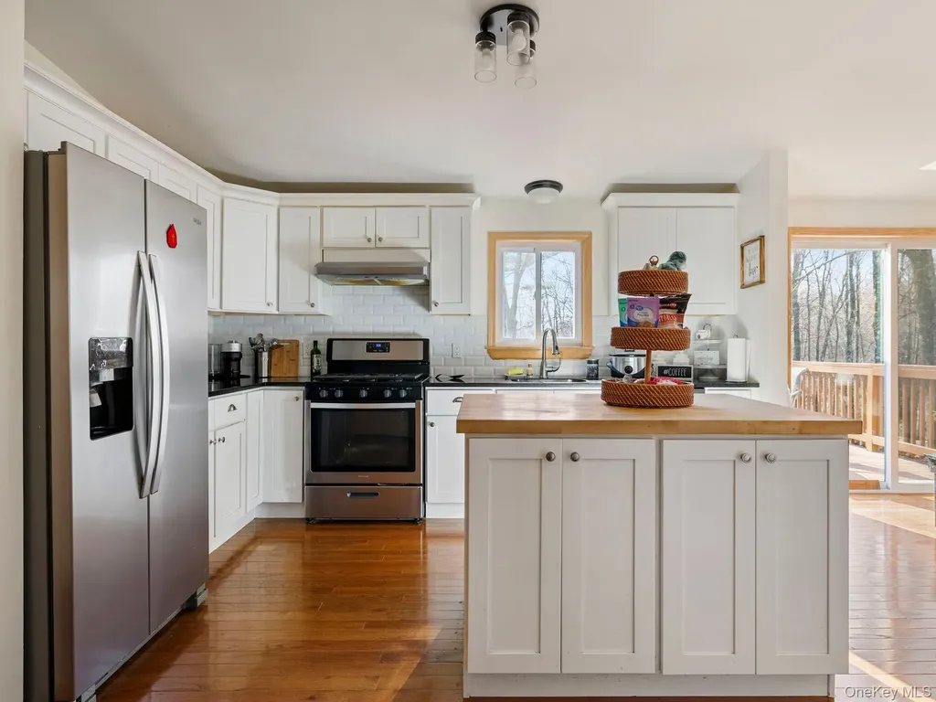 270 Ridgeview Road Kerhonkson NY 12446