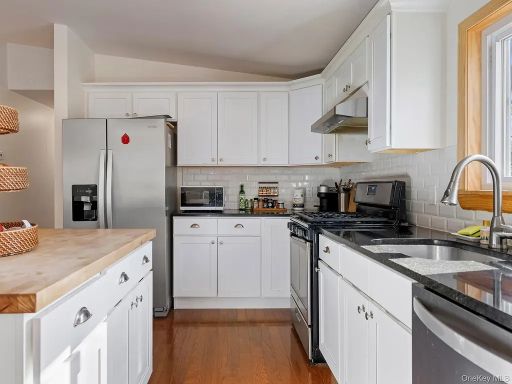 270 Ridgeview Road Kerhonkson NY 12446