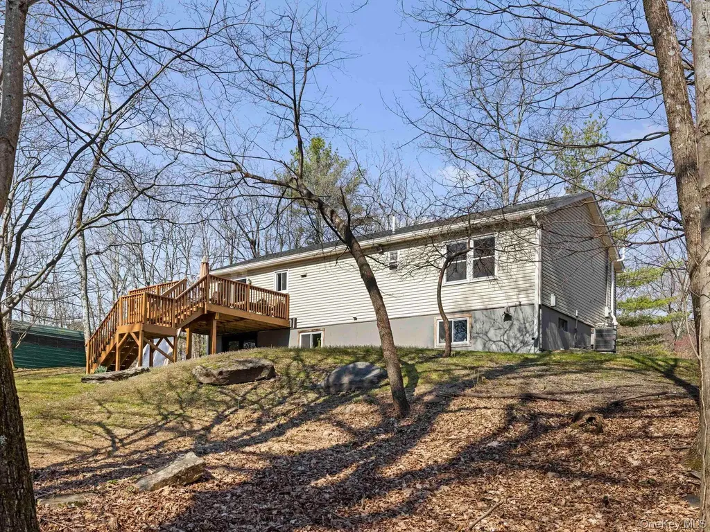 270 Ridgeview Road Kerhonkson NY 12446