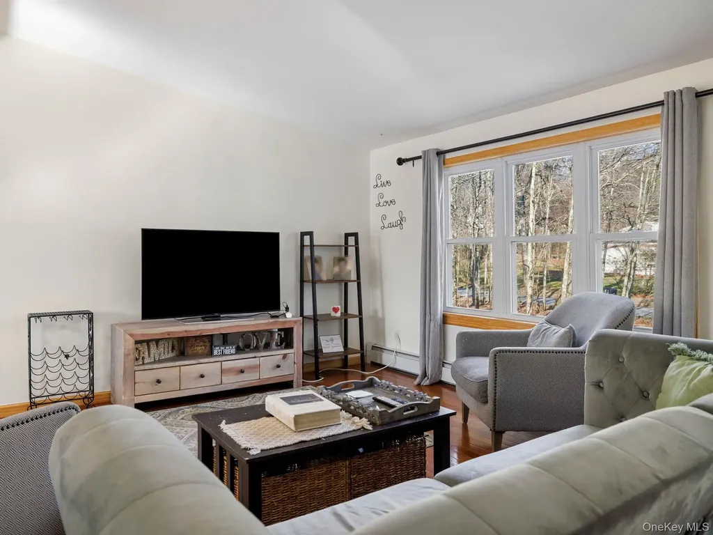 270 Ridgeview Road Kerhonkson NY 12446