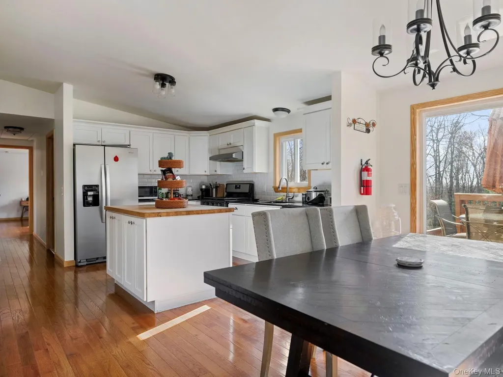 270 Ridgeview Road Kerhonkson NY 12446