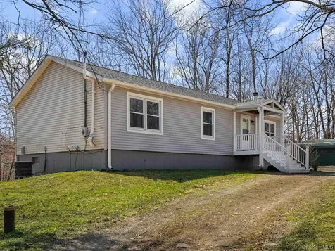 270 Ridgeview Road Kerhonkson NY 12446