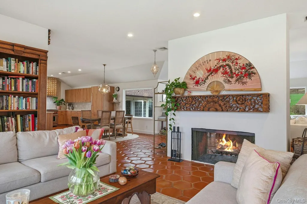 6 Greatmeadow Road Locust Valley NY 11560