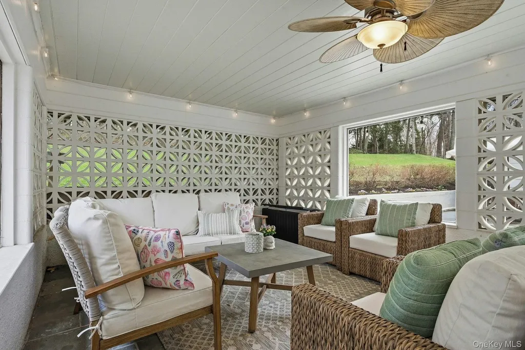 6 Greatmeadow Road Locust Valley NY 11560