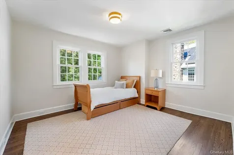 56 Park Avenue Larchmont NY 10538