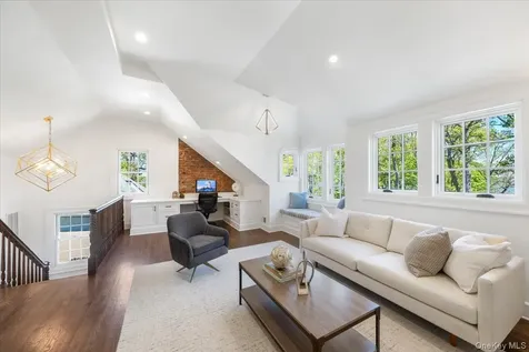 56 Park Avenue Larchmont NY 10538