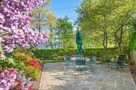 56 Park Avenue Larchmont NY 10538