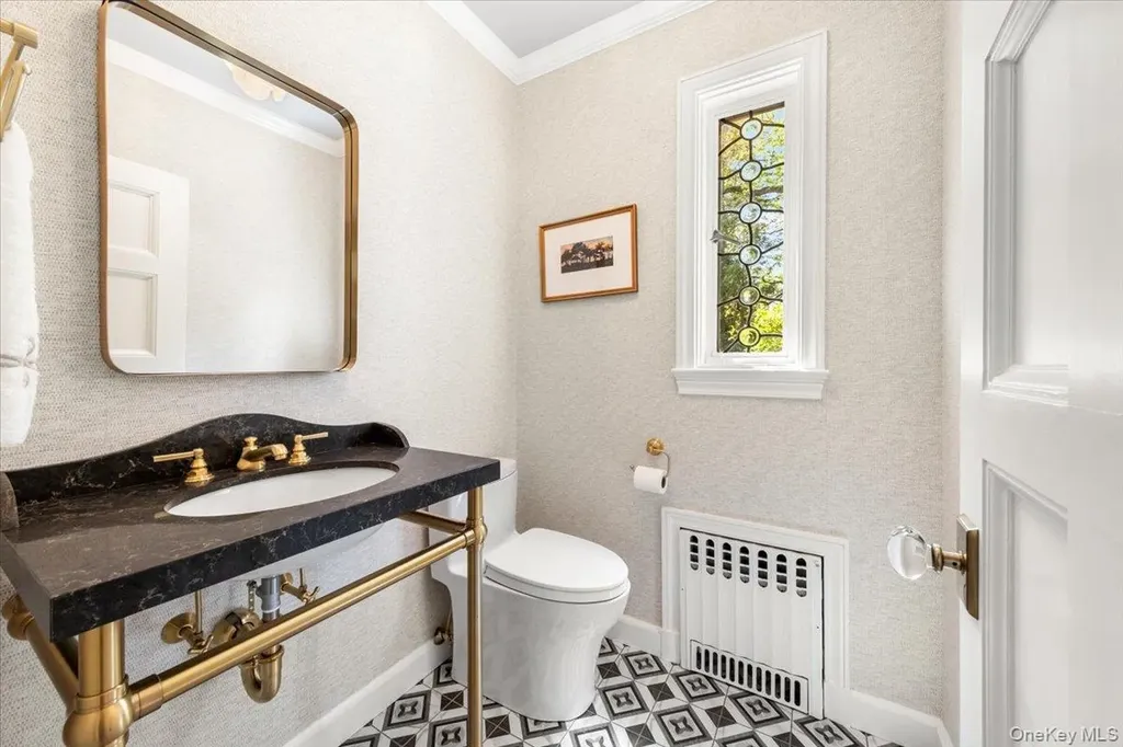 1 Dundee Road Larchmont NY 10538