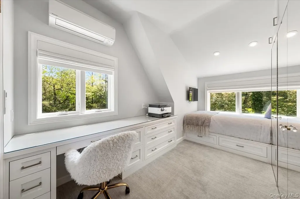 1 Dundee Road Larchmont NY 10538